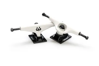 Imagine White/black