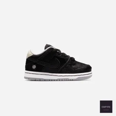 Nike Sb X Medicom Toy Dunk Low Pro Qs bearbrick