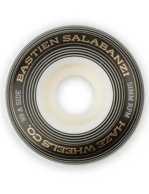 Haze Salabanzi