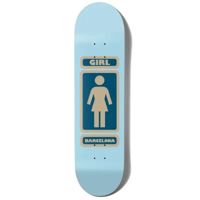 Girl X Al Carrer Barcelona &