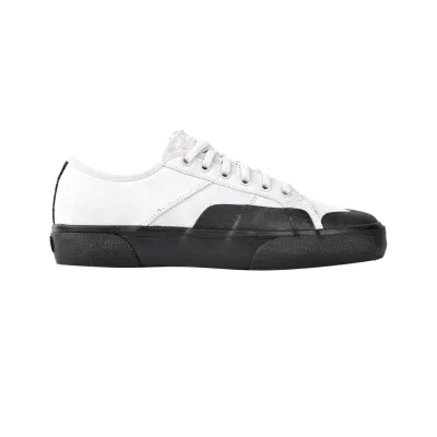 Globe Shoes Surplus Undyed