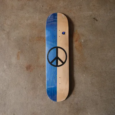 Skateboards Split Peace